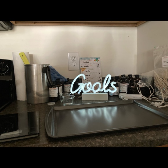 LED WORKSPACE DECOR - Picture 10 of 14